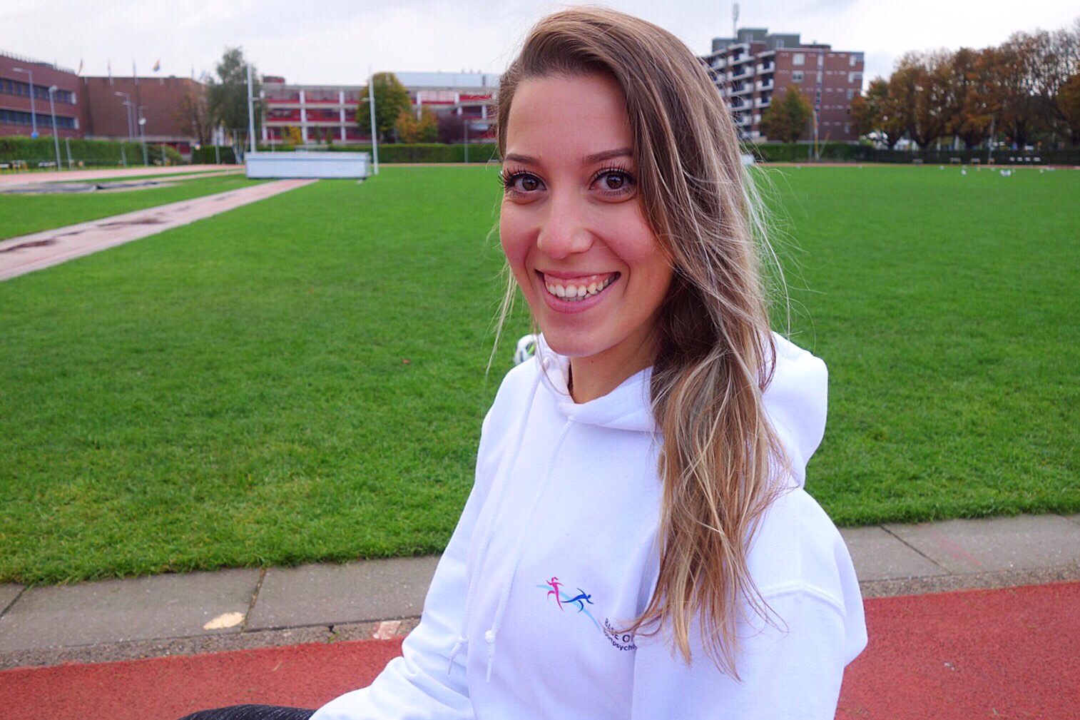 2FDBF10A 842A 4559 8085 4EB95B69F7A5